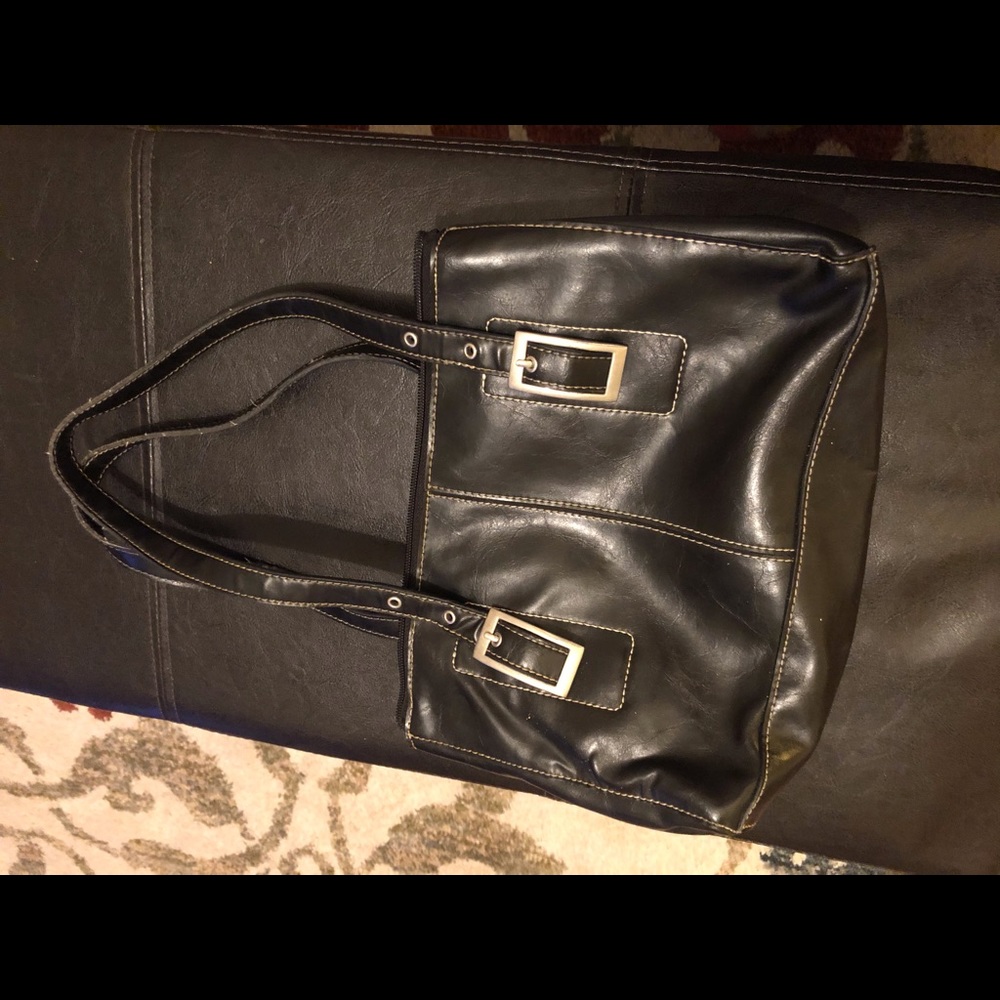 Kenneth Cole Reaction black purse